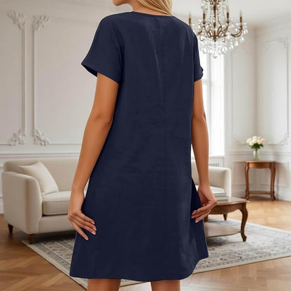 Robe évasée avec poches décoratives