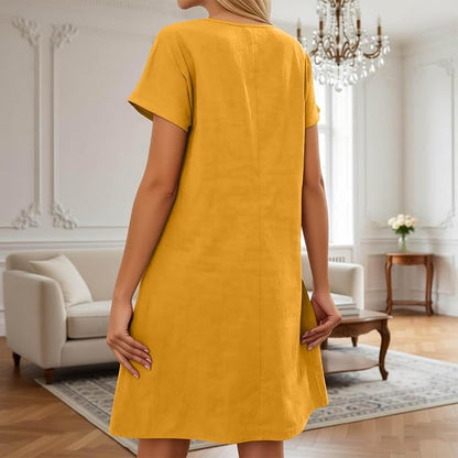 Robe évasée avec poches décoratives