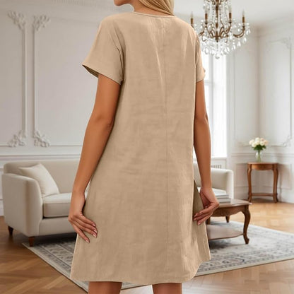 Robe évasée avec poches décoratives